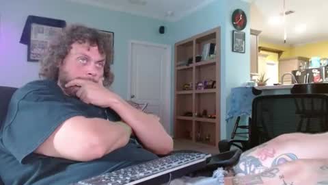 ThrillBilly online show from June 21, 4:42 pm