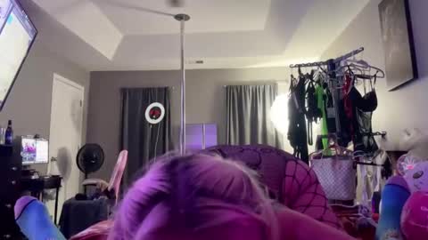 Snapshot of 2for5uncut chatting on October 30, 1:34 pm RR UnCut online show from October 30, 1:34 pm