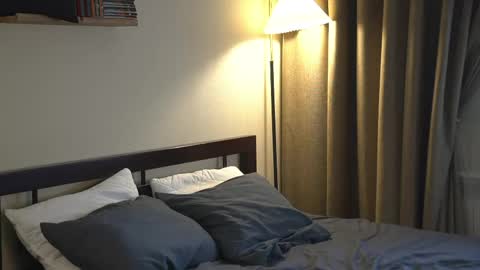 Elley  online show from March 17, 6:28 am