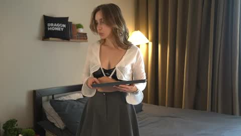 Snapshot of 2girls_1dream chatting on May 13, 2:36 pm Elley online show from May 13, 2:36 pm