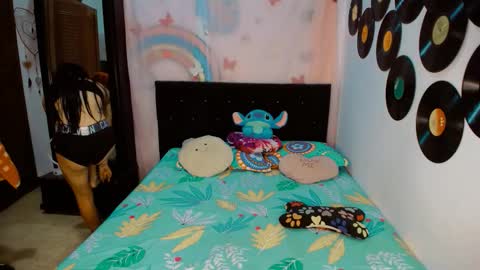 samantha sharon online show from January 8, 9:11 am