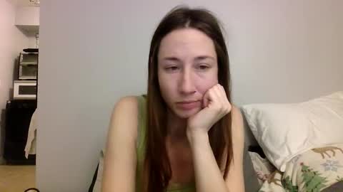 Snapshot of 2gorls1link chatting on January 16, 5:42 am 2girls1link online show from January 16, 5:42 am