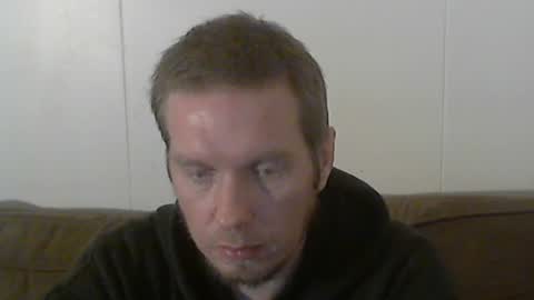 Snapshot of 2small4you83 chatting on December 20, 12:30 am 2small4you83 online show from December 20, 12:30 am