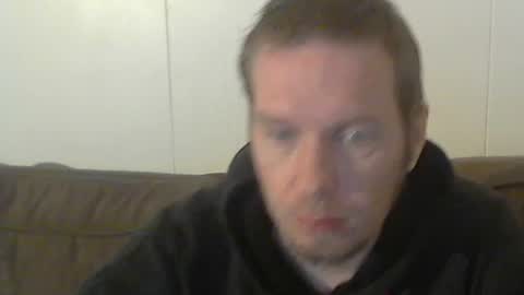 Snapshot of 2small4you83 chatting on December 20, 11:47 pm 2small4you83 online show from December 20, 11:47 pm