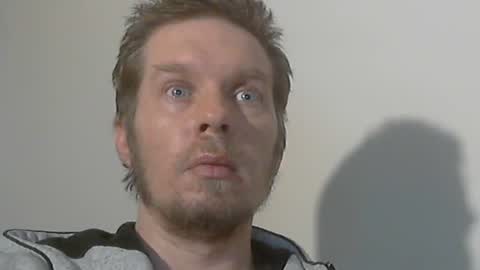 Snapshot of 2small4you83 chatting on January 12, 2:30 pm 2small4you83 online show from January 12, 2:30 pm