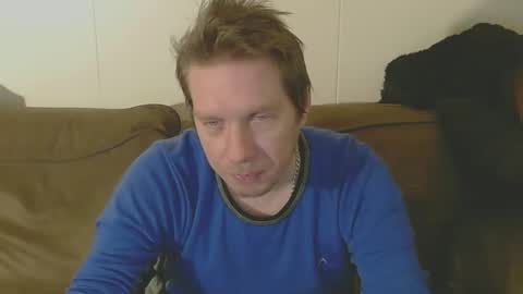 Snapshot of 2small4you83 chatting on February 21, 1:11 am 2small4you83 online show from February 21, 1:11 am