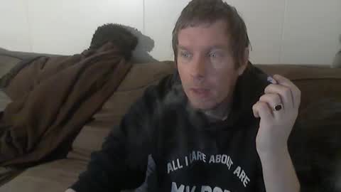 Snapshot of 2small4you83 chatting on March 6, 2:09 am 2small4you83 online show from March 6, 2:09 am