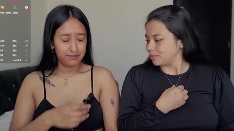 Dalilah and Tarah online show from December 17, 12:43 pm