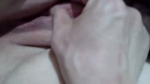 Snapshot of 2trippy69 chatting on February 1, 12:31 am 2trippy69 online show from February 1, 12:31 am