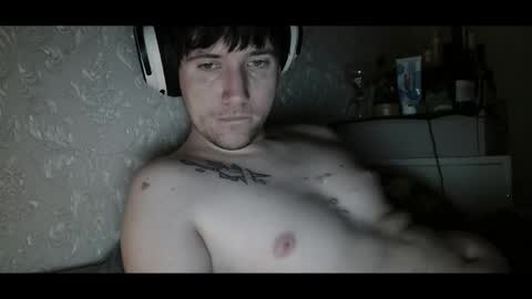 300metersaway online show from May 14, 1:34 am
