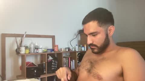 3milio3milio online show from March 5, 4:02 pm