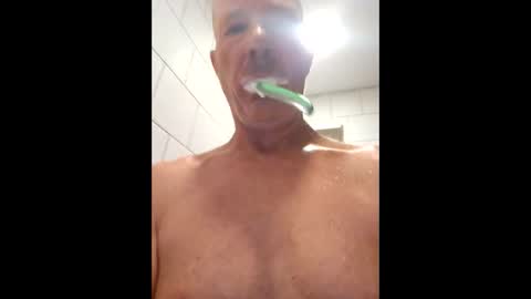 Snapshot of 3this88guy chatting on November 26, 1:01 pm Thisguy online show from November 26, 1:01 pm