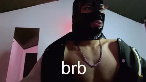 Snapshot of 3v1l_ chatting on November 8, 6:13 am E V I L online show from November 8, 6:13 am