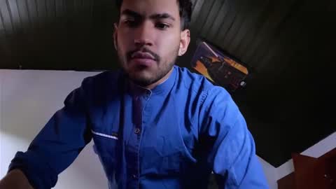 Snapshot of 3v1l_ chatting on December 13, 7:53 pm E V I L online show from December 13, 7:53 pm