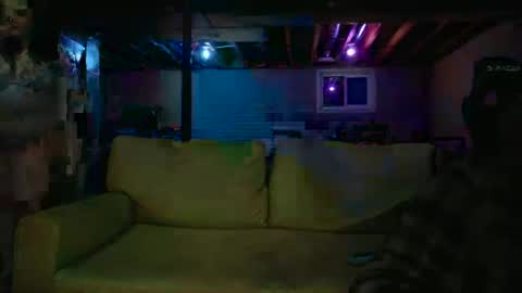 420bunnie online show from February 6, 4:10 am