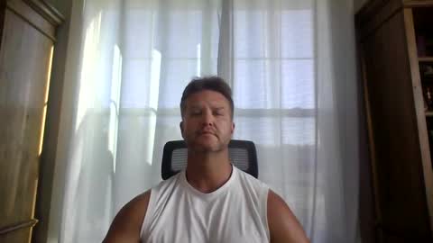 Snapshot of 45andfit chatting on October 1, 1:17 pm 45andfit online show from October 1, 1:17 pm