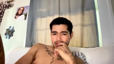 4ngelbad_boy online show from June 4, 9:32 pm