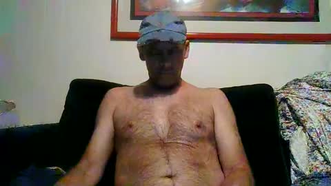 Snapshot of 4nuf chatting on October 12, 4:50 pm 4nuf online show from October 12, 4:50 pm