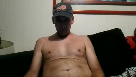 Snapshot of 4nuf chatting on October 21, 8:42 pm 4nuf online show from October 21, 8:42 pm