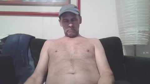 4nuf online show from February 10, 9:08 pm