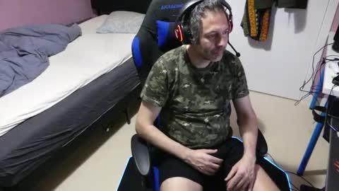 Larese Carlo online show from March 8, 8:01 pm