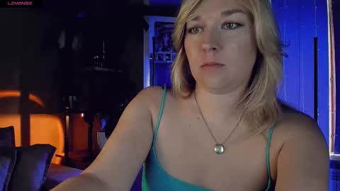 Snapshot of 5_in_one chatting on September 27, 5:12 am Sunshine online show from September 27, 5:12 am