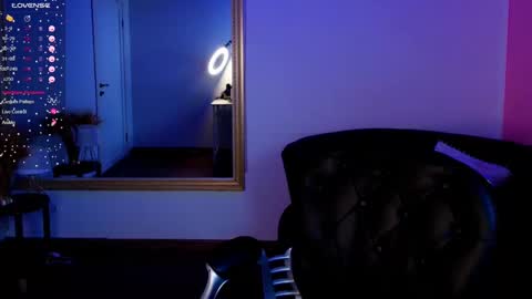 Snapshot of 5th_e1ement chatting on February 10, 11:25 am 5th_e1ement online show from February 10, 11:25 am