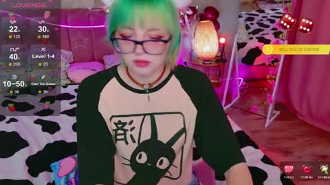 Snapshot of 666_marshmallow chatting on May 3, 5:02 am Marsi online show from May 3, 5:02 am