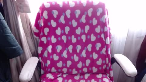 Snapshot of 666maskgirl chatting on November 12, 5:57 pm SHANNON online show from November 12, 5:57 pm