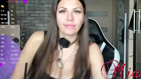 Mia my pvt is open and lovense is active online show from February 15, 6:23 am