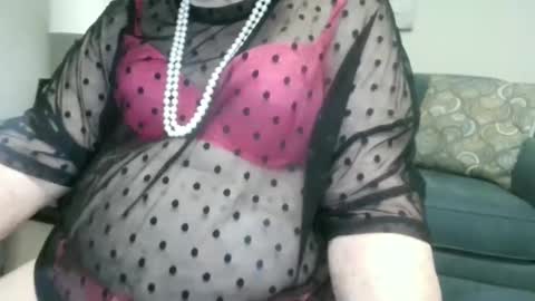 Snapshot of 66missy chatting on November 15, 2:13 pm Missy online show from November 15, 2:13 pm