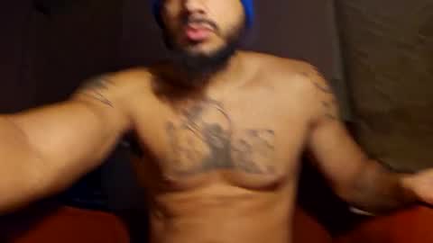 Snapshot of 6969bussinnutz6969 chatting on February 2, 8:24 am 6969bussinnutz6969 online show from February 2, 8:24 am