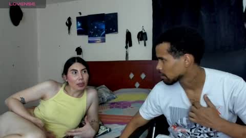 69blackwhite online show from April 10, 12:49 am