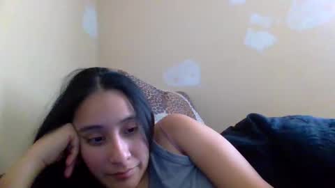 69latina69 online show from January 12, 5:40 pm