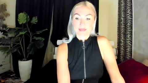Snapshot of 6noangel66 chatting on October 4, 1:25 am SABOTAGE online show from October 4, 1:25 am