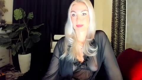 Snapshot of 6noangel66 chatting on October 5, 1:15 am SABOTAGE online show from October 5, 1:15 am