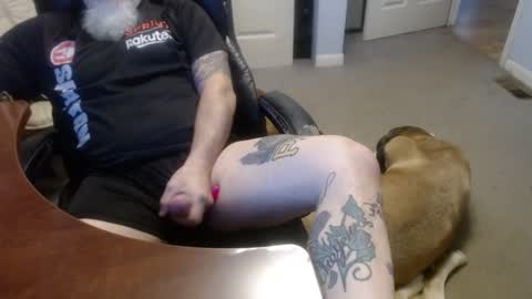 Snapshot of 70paborn chatting on September 19, 6:52 pm MASTIFF online show from September 19, 6:52 pm