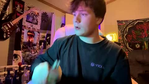 Snapshot of 710lemonade420 chatting on February 9, 12:17 am lemonade online show from February 9, 12:17 am