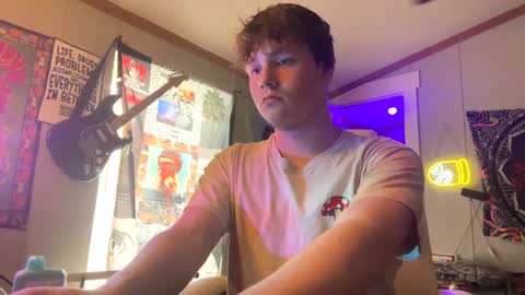 Snapshot of 710lemonade420 chatting on February 16, 6:54 pm lemonade online show from February 16, 6:54 pm