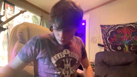 Snapshot of 710lemonade420 chatting on February 25, 10:29 pm lemonade online show from February 25, 10:29 pm