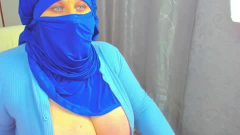 Snapshot of 777_brendi_777 chatting on March 4, 8:35 am Brendi online show from March 4, 8:35 am