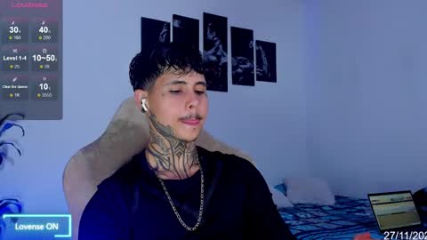 Stefan online show from November 27, 7:38 pm