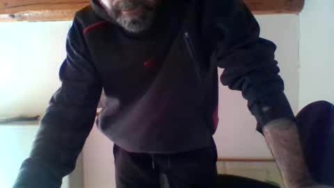 Snapshot of 77assdominator chatting on February 27, 8:39 am Bisex Fantasy online show from February 27, 8:39 am