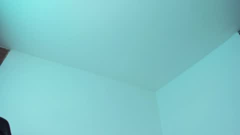    online show from March 28, 8:41 pm