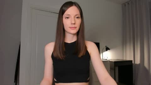 Anna online show from March 12, 8:04 pm