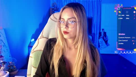 Hana online show from April 12, 1:21 am