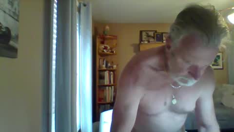 Snapshot of 7loong6thik chatting on October 8, 2:58 pm 7loong6thik online show from October 8, 2:58 pm