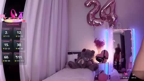 Loren Wood online show from December 20, 3:41 pm