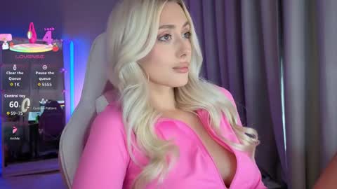 Loren Wood online show from May 15, 2:57 pm