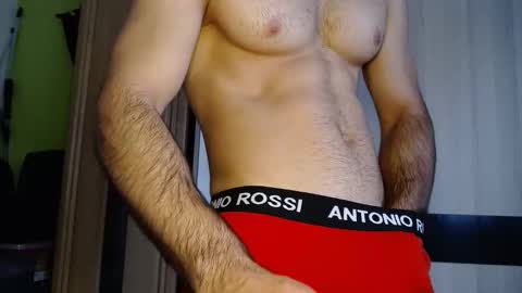 Snapshot of 8000zuerich chatting on October 17, 9:23 am Nicolas online show from October 17, 9:23 am